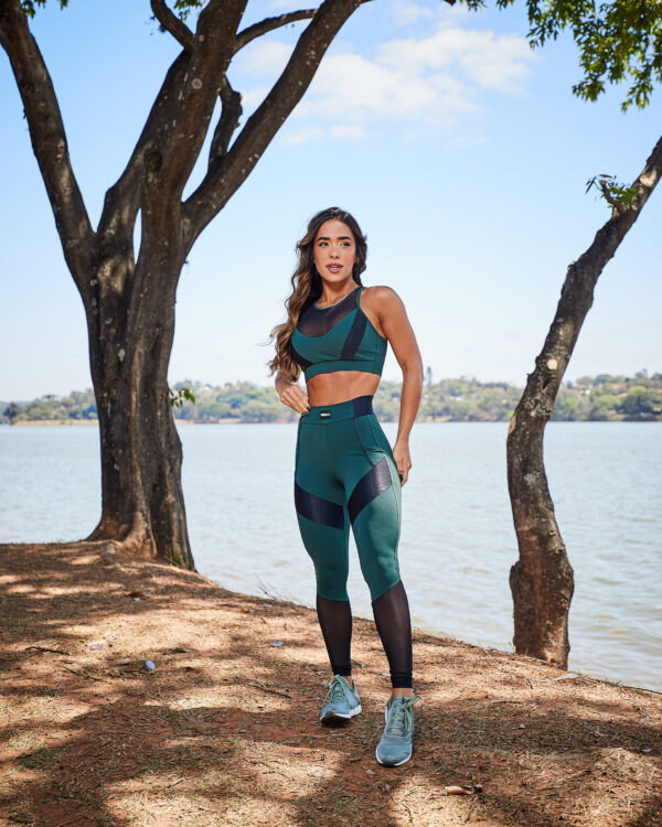 CONJUNTO FITNESS VERDE ViaMafia - Image 5